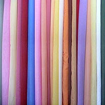 Однотонные ткани для минималистичных и элегантных штор